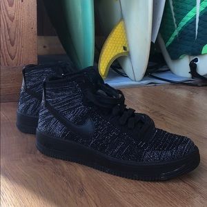 Nike airforce 1 mid limited edition